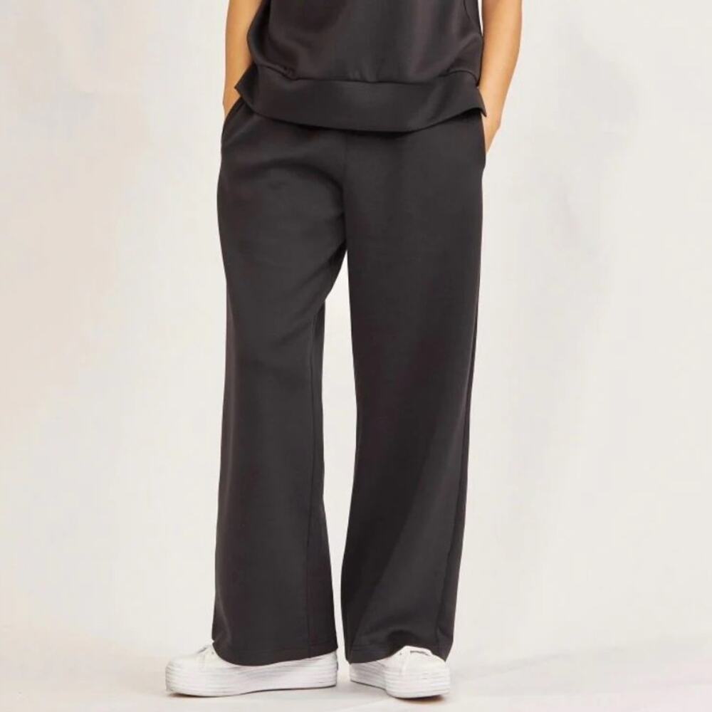 Dear Scarlett Black Wide Leg Pants size 1X